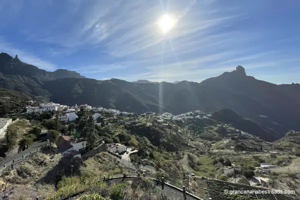 Tejeda: view of the town from the lookout point