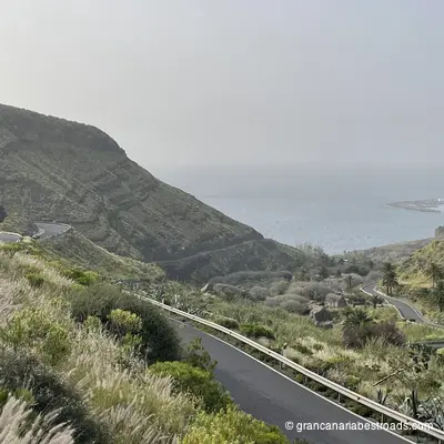 GC-200: Road with a view of Puerto de Las Nieves