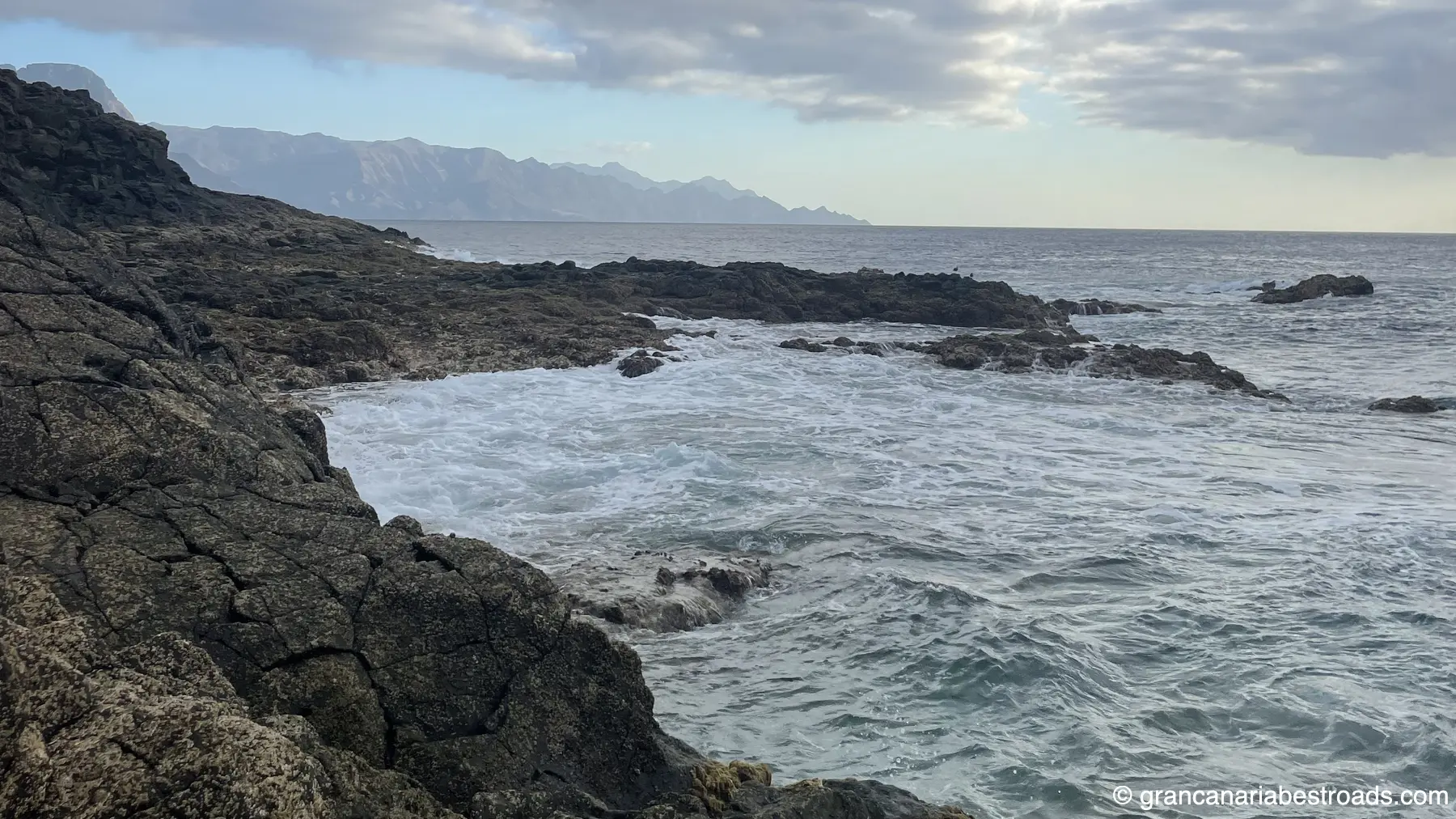 GC 202: Coastal view from the Sardina Lighthouse