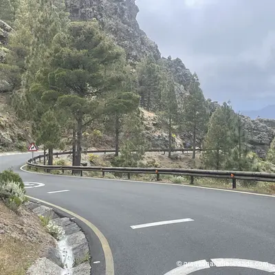 GC 600: a scenic overlook past Roque Nublo where the view stretches all the way to the ocean